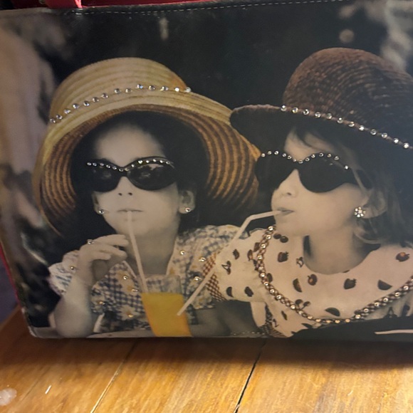 Vineyard Vines Red and Black Tote with Vintage Print - Picture 10 of 11